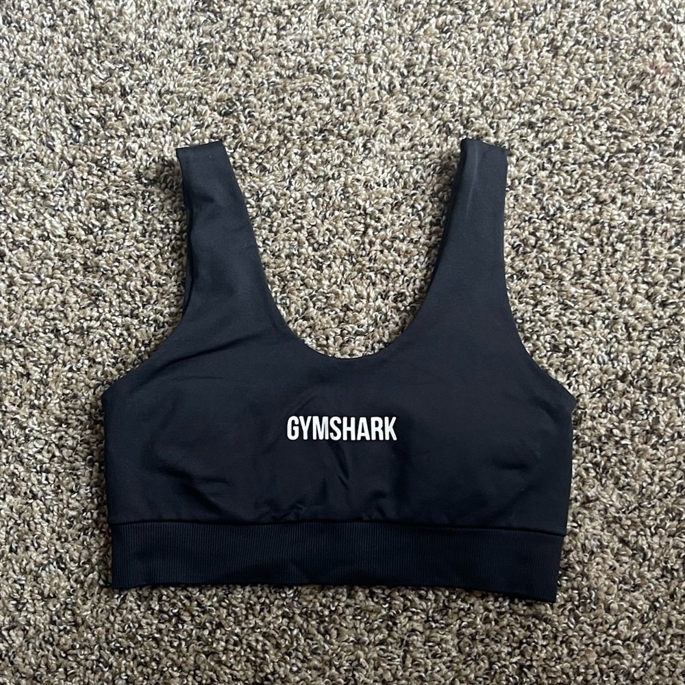 Black gym shark sports bra🖤